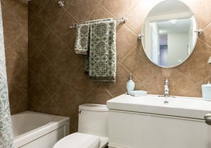 Lovely 2br Suite in Mckinnon Pointe