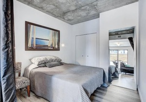 Montreal Rue Saint Henri 1BR Apartment