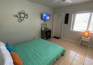 Pompano Beach Apartments by C&G Rentals