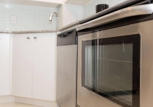 Trendy & Modern Studio near Exhibition Place