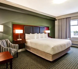 Chateau Nova Yellowknife 