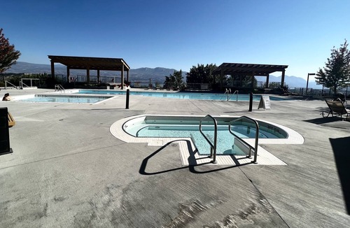 Westbank Apartment | 1 bed 1 bath at stunning copper sky
