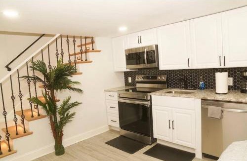 Washington Apartment | 1 Bed 1 Bath Suite