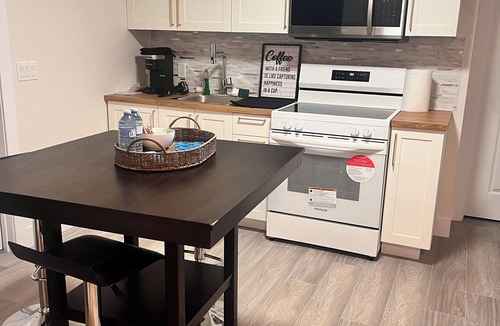 Dartmouth Apartment | 1 bedroom apartment