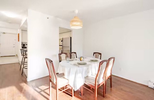 Central Apartment | 1 Bedroom Apartment in Heart of Vancouver