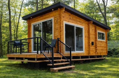 Parry Sound Other | 1-bedroom Unique Eco Log Cabins in Parry Sound #104