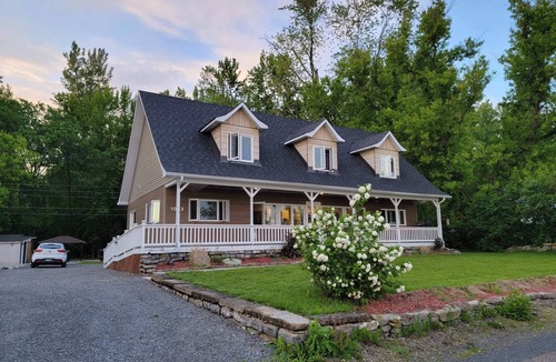 Communaute-Urbaine-de-l'Outaouais Apartment | 1 bedroom water front apartment in Gatineau/pet friendly.