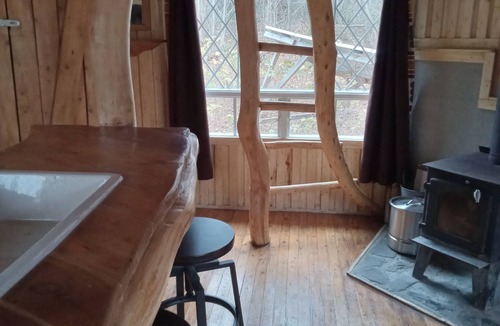 Riviere-a-Claude RV Rental | 100% Autonomous Octagonal Micro House