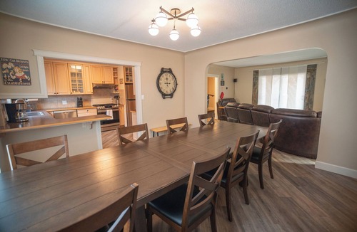 Sylvan Lake House | 11 person hot tub, A/C, Fire Pit, Arcade. 5 minutes from the water.