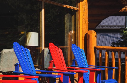 Jasper East Cabin | #131 Three Bedroom Chalet