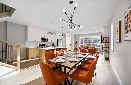 Montgomery Apartment | 16 Guests | 8BR | Game Rooms | King Beds
