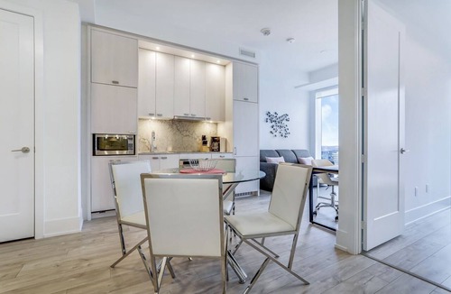 CityPlace Condo | 1BR at The Well Downtown | Pool, Gym & Dining