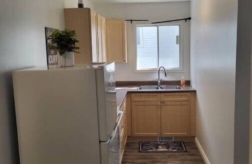 Cranbrook Apartment | 2 bdrm 716 23a ave n unit An