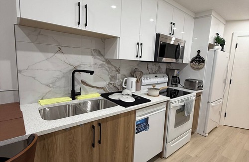 Northwest Calgary Apartment | 2-Bed, 2-Bath Home: Perfect for Work, Relaxation, and Exploring Calgary & Banff.