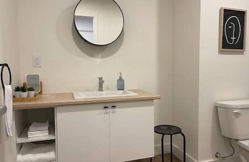 Cite-Universitaire Apartment | 2-Bedroom Apartment SS