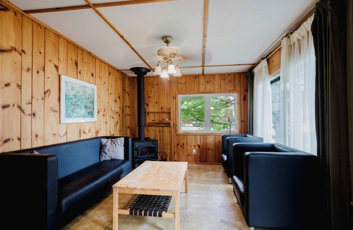 Carling Cottage | 2-Bedroom Cottage #2
