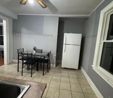 Sandwich Towne Apartment | 2 Bedroom Cozy Accommodation