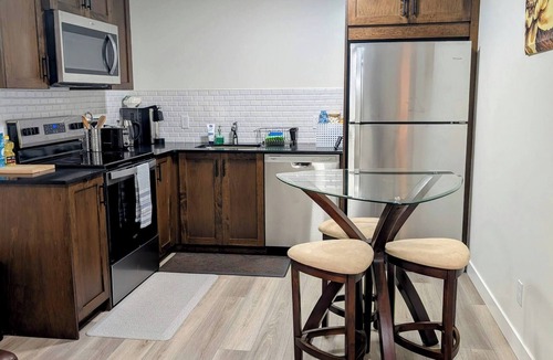 Southwest Calgary House | 2 Bedroom Guest Suite in SW