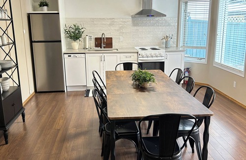 Southwest Calgary House | 2-bedroom King Suite near Spruce Meadows