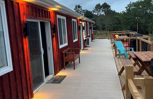 Marion Bridge Cabin | 2 bedroom suite B