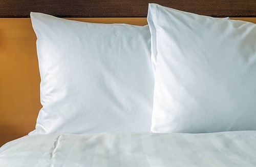 Metrotown Hotel | 2-Star Hotel ∙ Holiday Inn Express Vancouver-Metrotown (Burnaby)