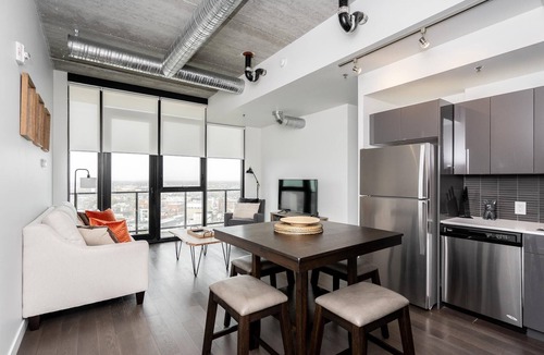 Downtown Winnipeg Condo | (2001)Glasshouse Impressive 1 Bdr Suite (311)