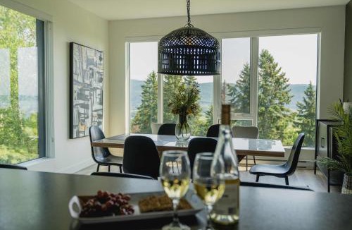Baie-St-Paul Apartment | 211 - Bright Condo - Pool and Cozy Atmosphere