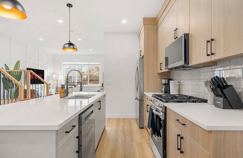 Mount Pleasant House | 2817 listing