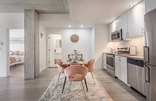 Cite Multimedia Apartment | 2BR - Square Victoria