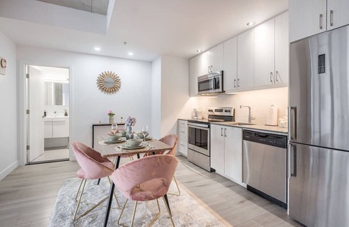 Cite Multimedia Apartment | 2BR - Square Victoria