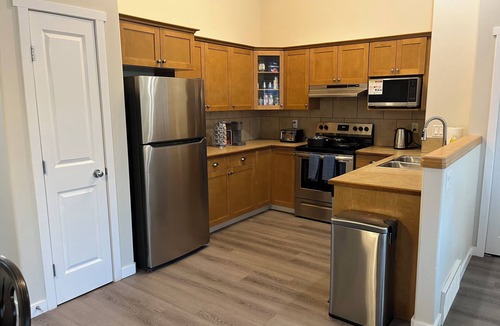 Grande Prairie House | 3 adjacent 4-bed Crew Houses by Reza Rentals