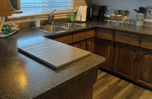 Grande Prairie House | 3 bedroom main level home away from Home! Pet friendly with fenced backyard!
