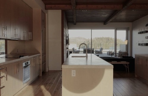 Tofino Condo | 3 bedroom Penthouse with Inlet Views