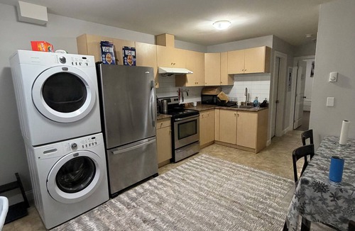 Willoughby House | 3 bedroom spacious private basement suite