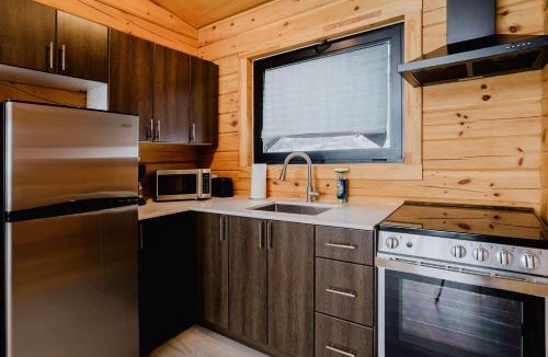 Harwood House | 3-BR Lakefront Cottage Rice Lake #3
