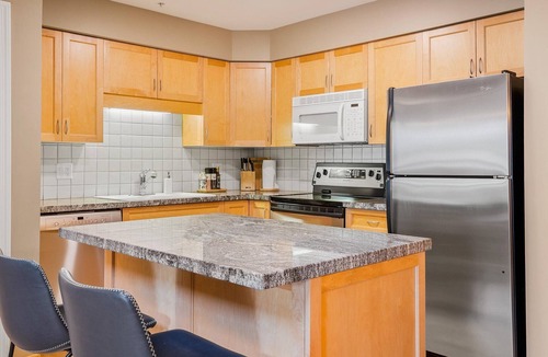 Blackcomb House | 3BR Spacious Townhome | Private Bike Storage | Ski Home