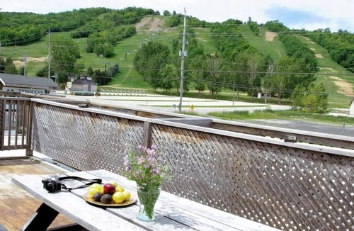 Collingwood Apartment | 4 Bdrm Apartment, Walk to Village, Private Beach Access, BBQ, Petfriendly