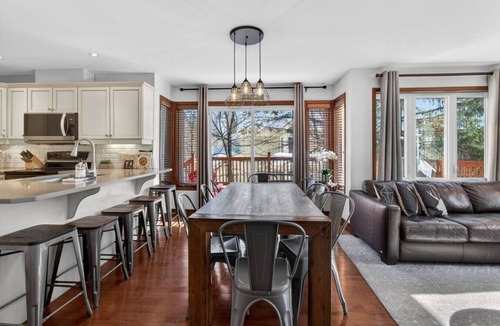 Mont-Tremblant Villa | 4 Bedroom Family Townhome on La Bete Golf