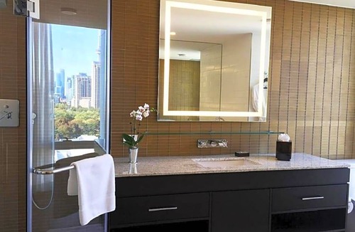 Niagara Hotel | 4-Star Hotel ∙ Hotel X Toronto by Library Hotel Collection