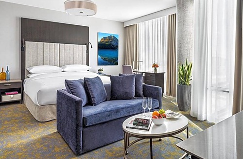 Niagara Hotel | 4-Star Hotel ∙ Hotel X Toronto by Library Hotel Collection