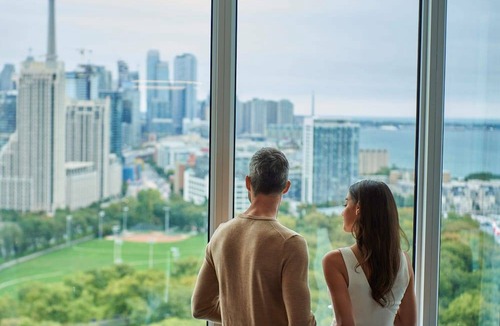 Niagara Hotel | 4-Star Hotel ∙ Hotel X Toronto by Library Hotel Collection