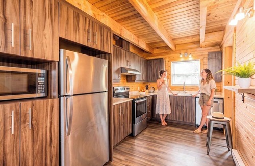 Shannon Ski Chalet | 41 Les Jumelles | Garden & BBQ | nature escape