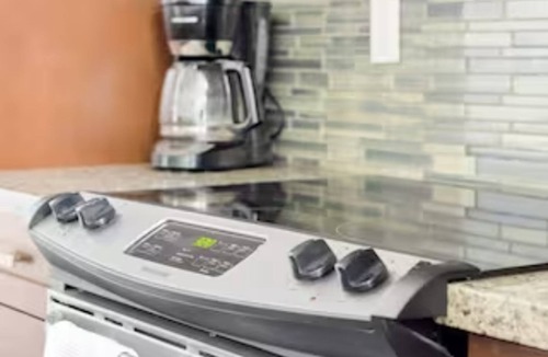 Harrison Hot Springs Apartment | 4BR Penthouse Rooftop of Harrison