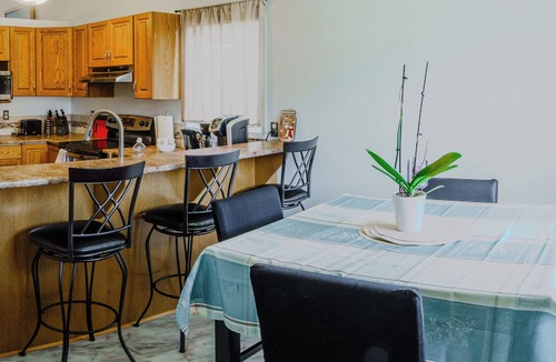 Grande Prairie House | 5-bedroom house with Garage and AC in Grande Prairie