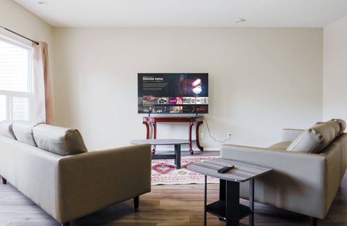 Grande Prairie House | 5-bedroom house with Garage and AC in Grande Prairie
