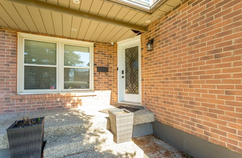 Lisgar House | 5 Bedroom Modern Family Home in Mississauga