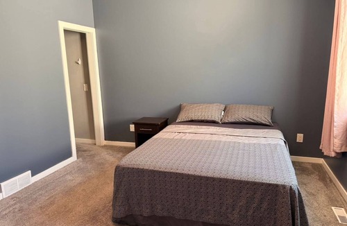 Steinbach House | 6 Bedroom spacious house