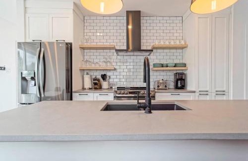 Bromont Apartment | 851 condo in Bromont Vieux Village mountain view