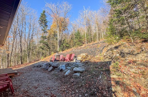 Saint-Philemon Condo | A cozy condo just a stone's throw from the ski slopes, perfect for the great outdoors.