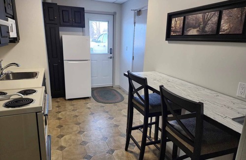 Tillsonburg Apartment | A Generational home that feels like Your home away from home.